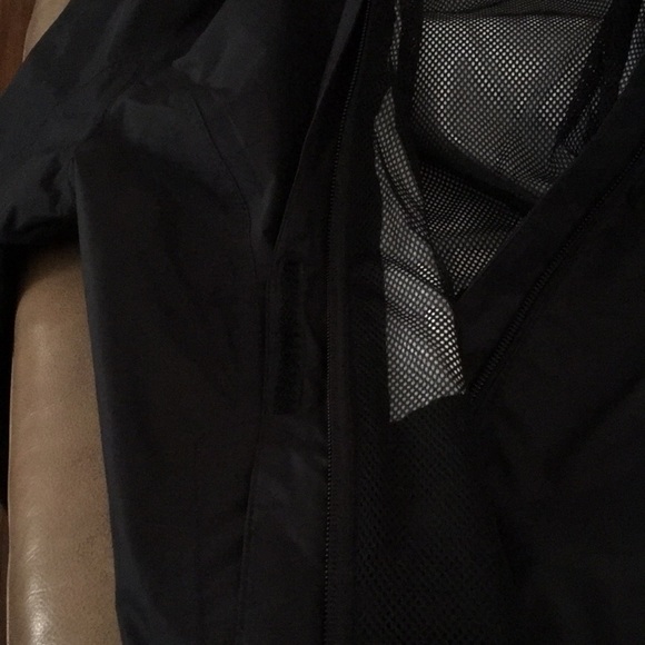 Brand New the north face jacket - Picture 10 of 12